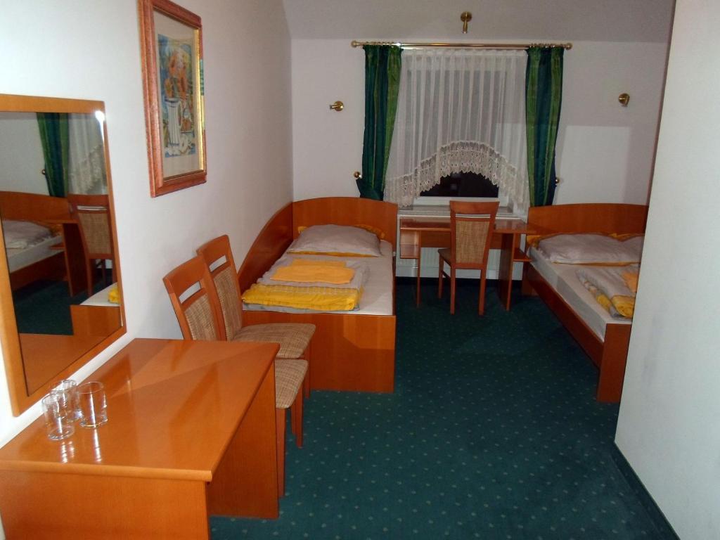 Hotel Korona Слубіце Номер фото